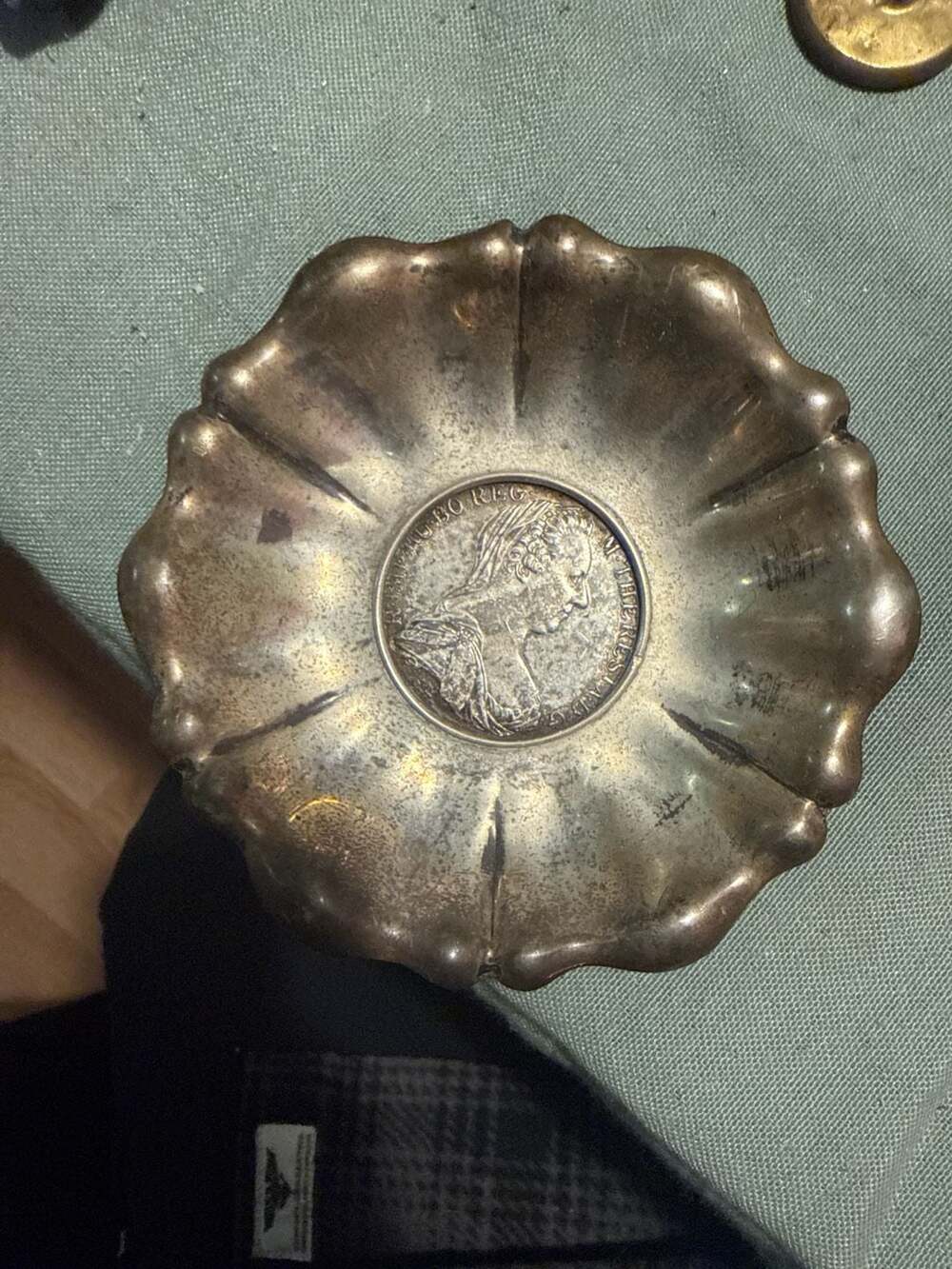 Vintage 800 Silver Scalloped Trinket Dish with Maria Theresa Thaler 1780 Restrik